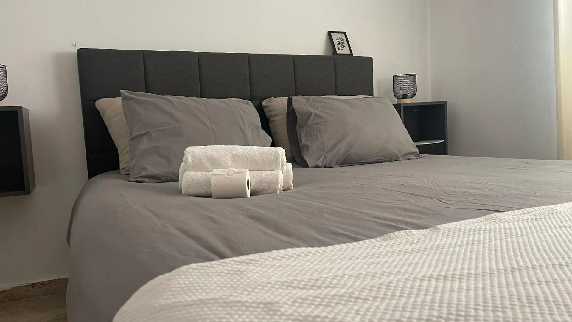 Hotel Astral-Habitacion Doble Privada En Casa Compartida-Uebica2 Mairena del Aljarafe