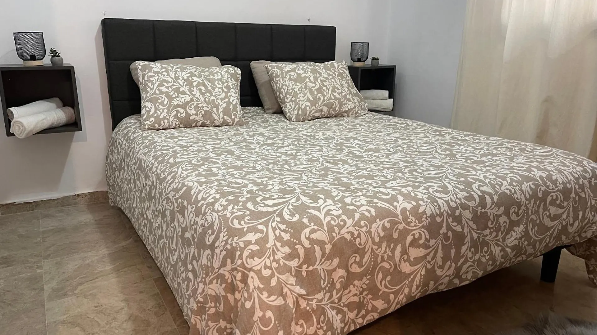 Astral-Habitacion Doble Privada En Casa Compartida-Uebica2 Ξενοδοχείο Μαϊρένα δελ Αλχαράφε