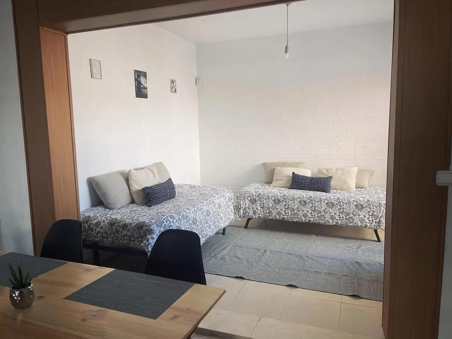 Pensión Hotel Astral-Habitacion Doble Privada En Casa Compartida-Uebica2 Mairena del Aljarafe España