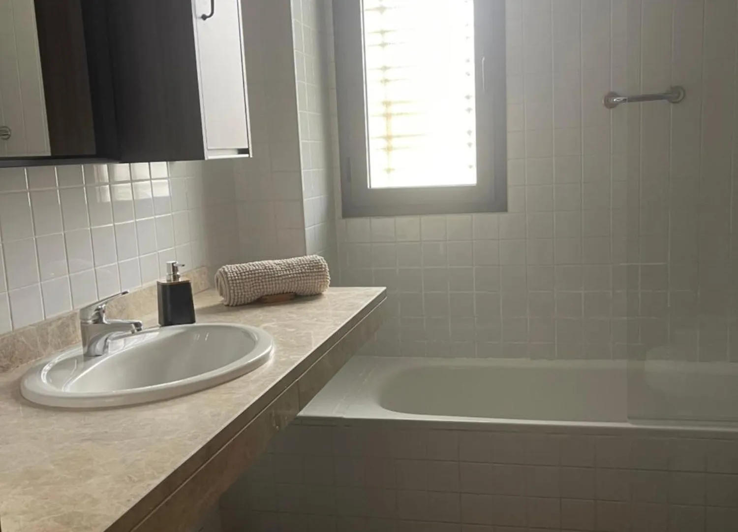 Hotel Astral-Habitacion Doble Privada En Casa Compartida-Uebica2 Mairena del Aljarafe Pensión