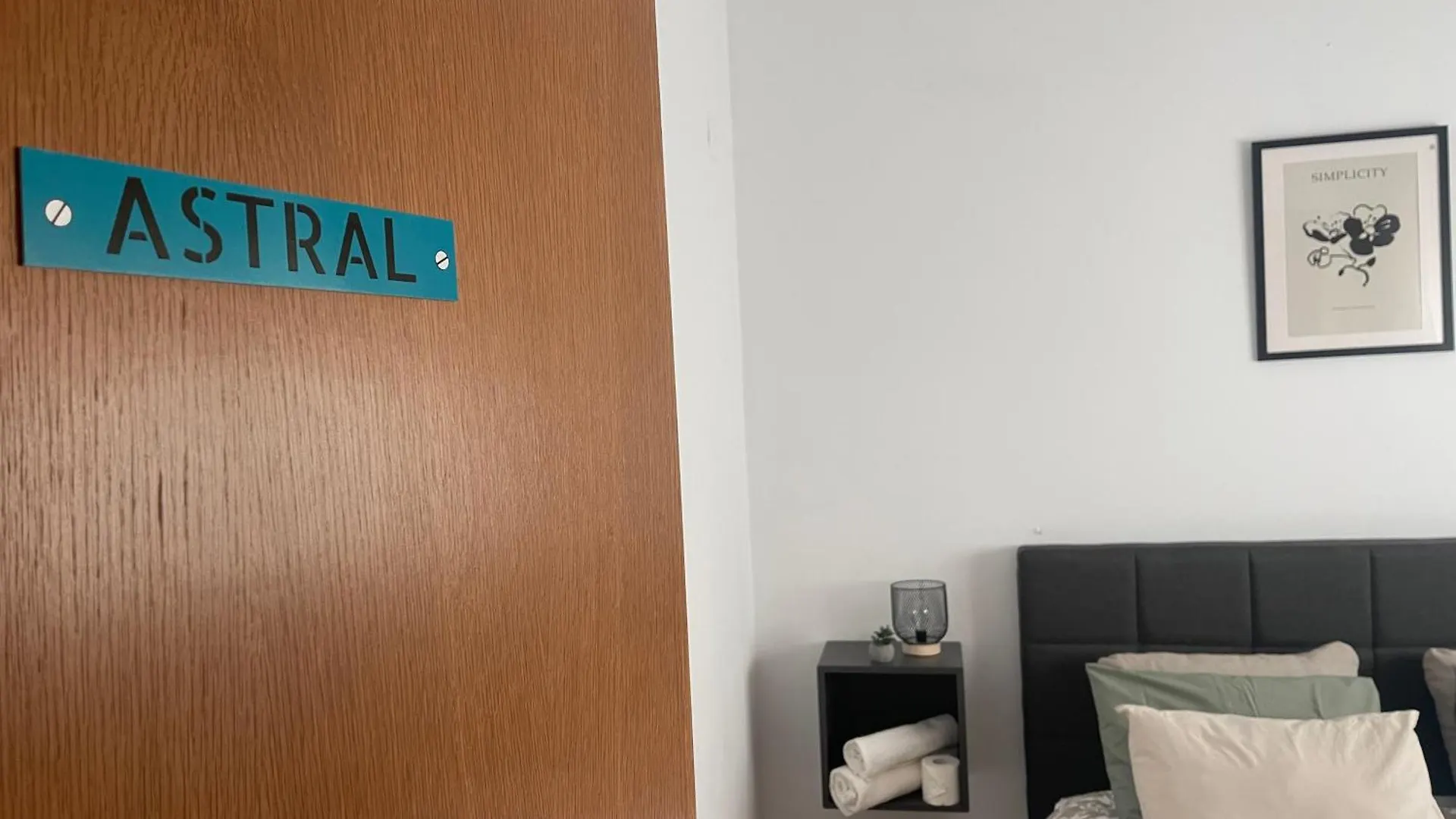 Hotel Astral-Habitacion Doble Privada En Casa Compartida-Uebica2 Mairena del Aljarafe España